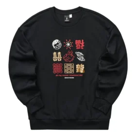 Bluza z okrągłym dekoltem z dzianiny graficznej z serii noworocznej „Black Red Yellow” Bluza z okrągłym dekoltem z dzianiny graficznej z serii noworocznej „Black Red Yellow”