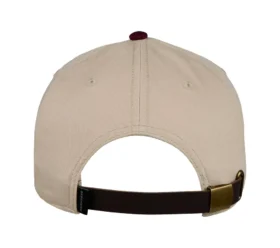 Czapka baseballowa w stylu uniwersyteckim