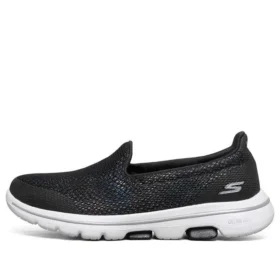 Go Walk 5 Slip-on „Black White”