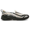 Go Walk 6 x DVF „Black White”