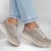 Relaxed Fit: Max Cushioning Zirrus – Cobble Stone
