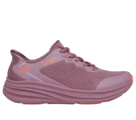 Skechers Slip-ins: BOBS Skillz – zbyt niezbędne