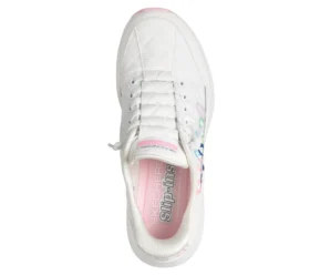 Skechers Slip-ins JGoldcrown: Contour Foam – wygodne dopasowanie i ponadczasowe serce Skechers Slip-ins JGoldcrown: Contour Foam – wygodne dopasowanie i ponadczasowe serce