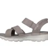 Skechers Slip-ins Relaxed Fit: beztrosko – gdzieś w słońcu Skechers Slip-ins Relaxed Fit: beztrosko – gdzieś w słońcu